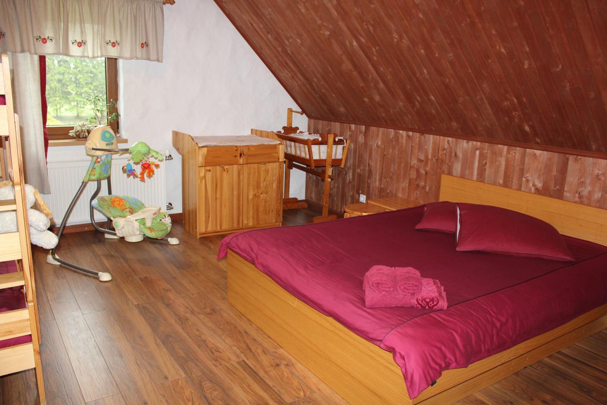 Krapi Guesthouse Treimani Habitación foto
