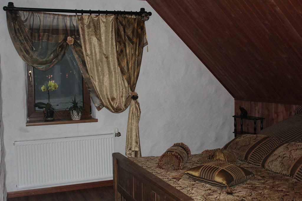 Krapi Guesthouse Treimani Habitación foto